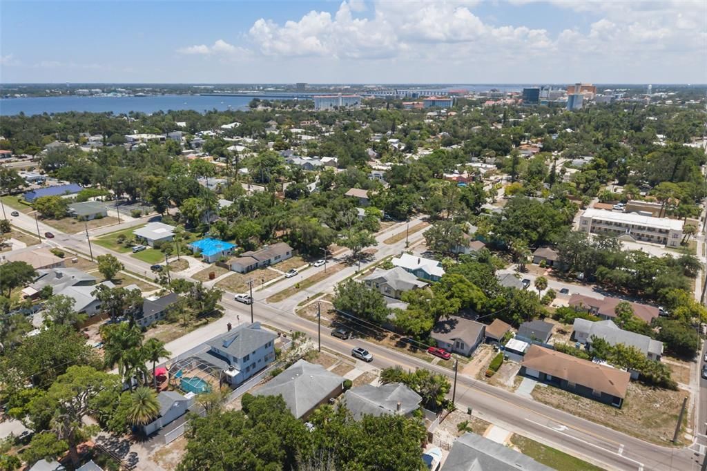 For Sale: $339,900 (2 beds, 1 baths, 1218 Square Feet)