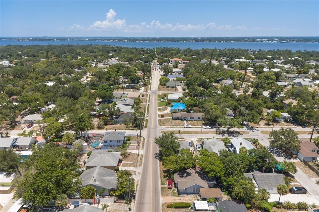 For Sale: $339,900 (2 beds, 1 baths, 1218 Square Feet)