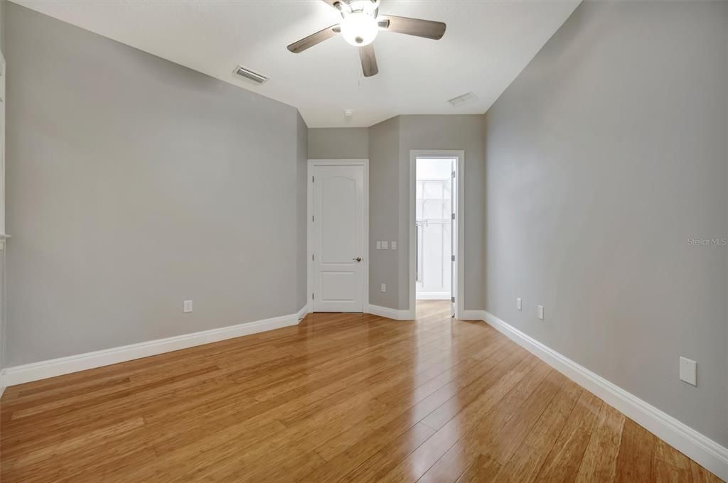 For Sale: $675,000 (5 beds, 3 baths, 2816 Square Feet)