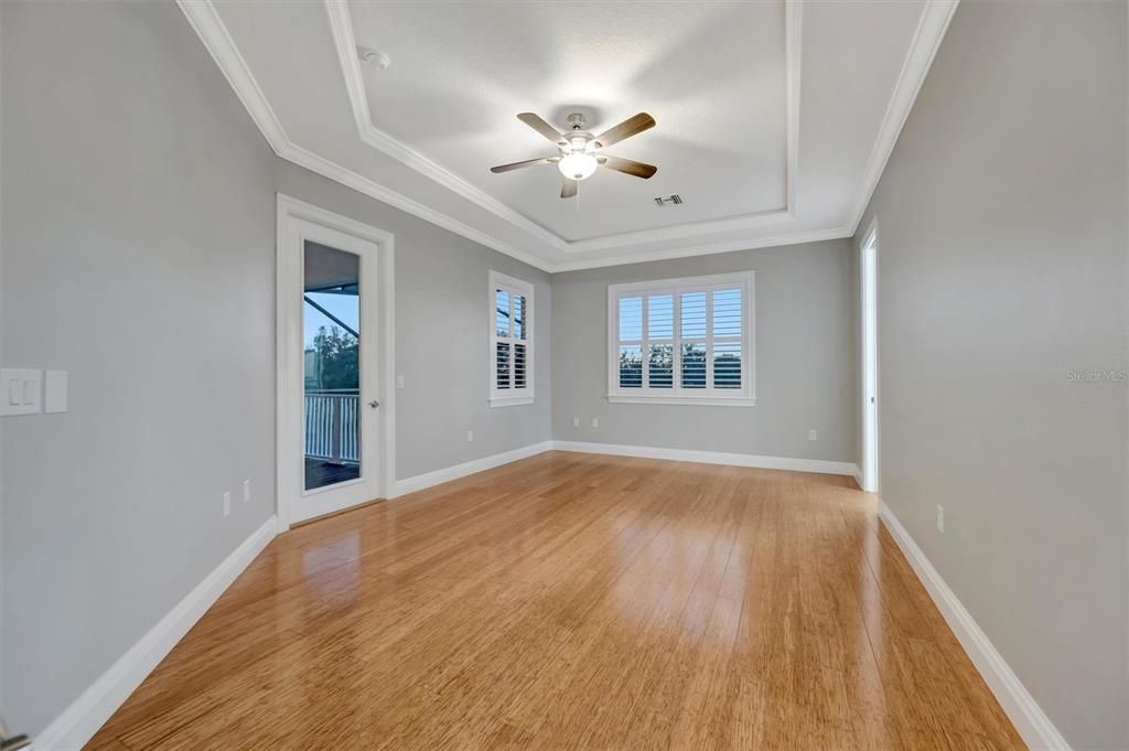 For Sale: $675,000 (5 beds, 3 baths, 2816 Square Feet)