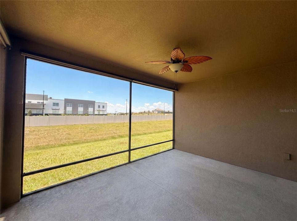 For Sale: $325,000 (4 beds, 2 baths, 1949 Square Feet)