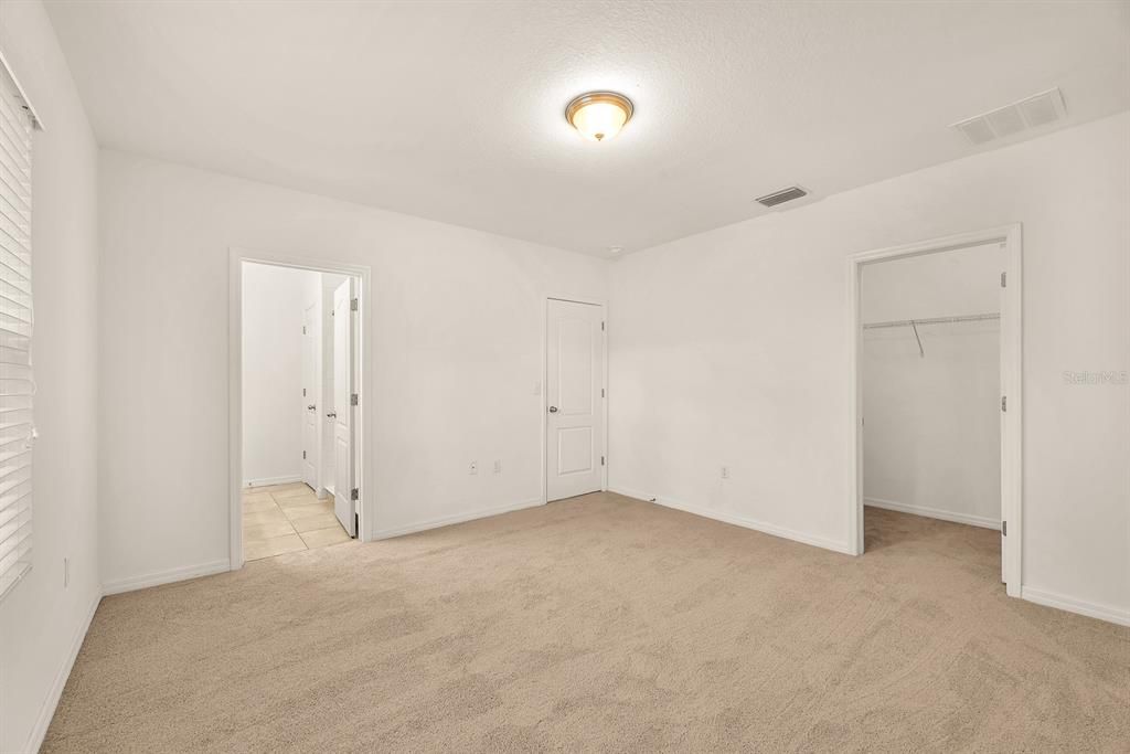 For Rent: $2,150 (3 beds, 2 baths, 1616 Square Feet)
