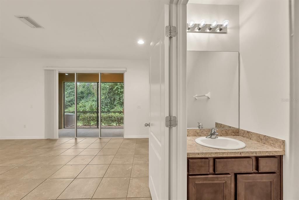 For Rent: $2,150 (3 beds, 2 baths, 1616 Square Feet)