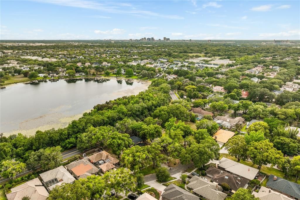 На продажу: $449,000 (0.14 acres)