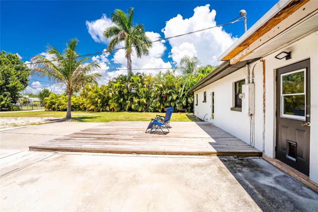 На продажу: $329,000 (3 спален, 1 ванн, 1176 Квадратных фут)