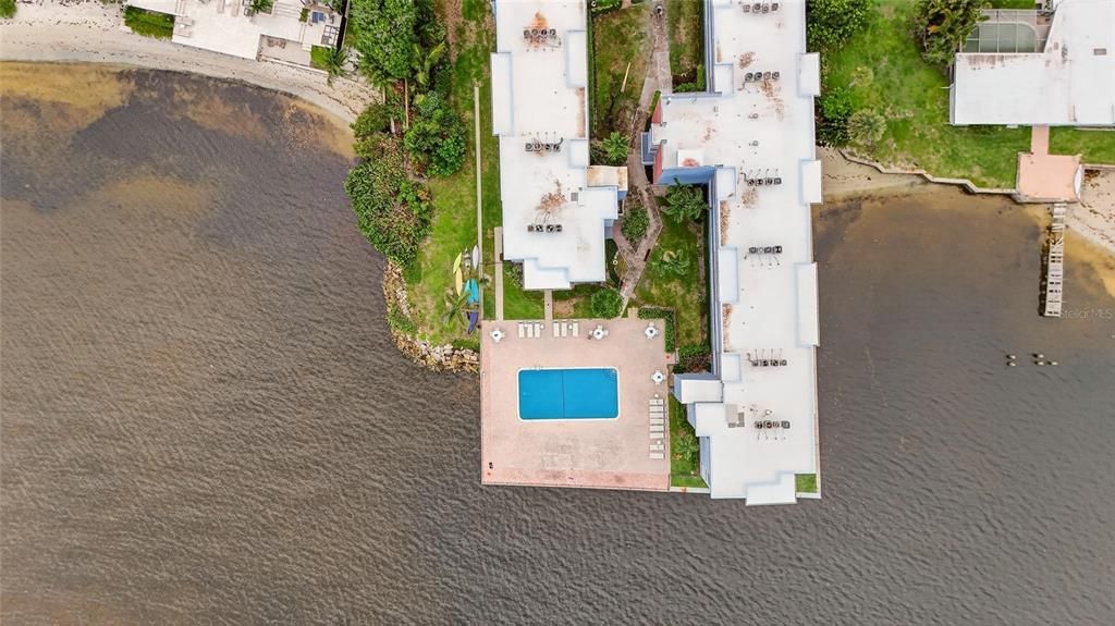 На продажу: $175,000 (2 спален, 2 ванн, 803 Квадратных фут)