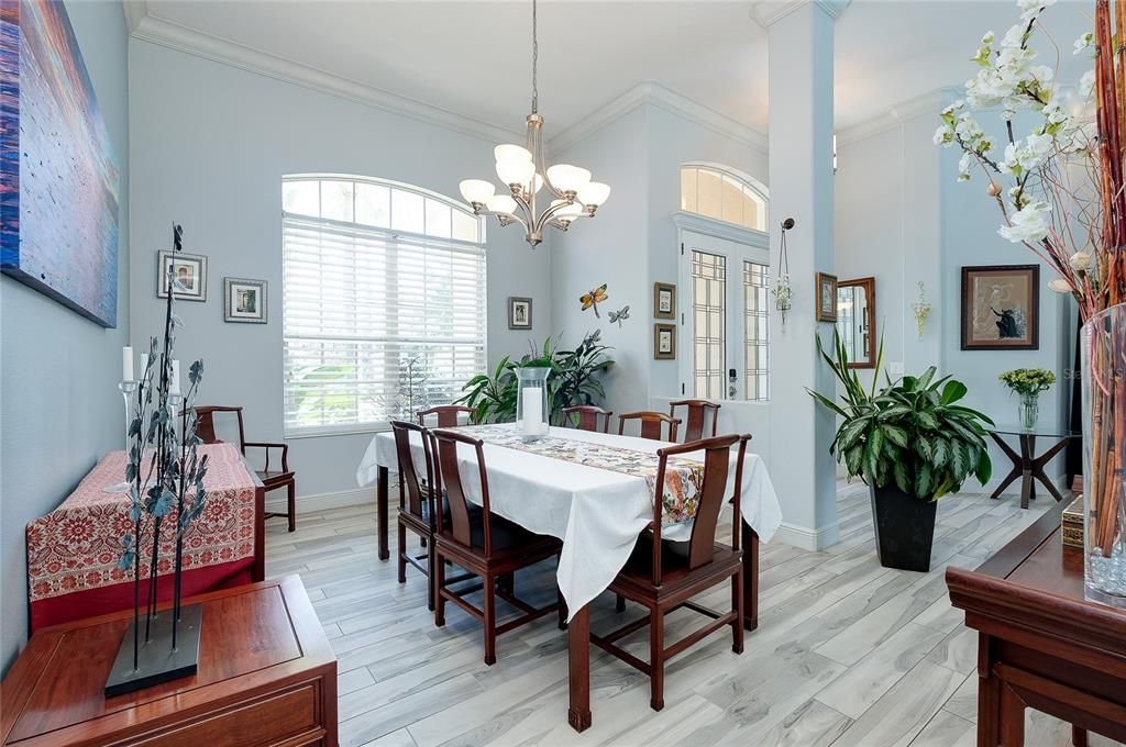 En Venta: $774,900 (4 camas, 3 baños, 2854 Pies cuadrados)