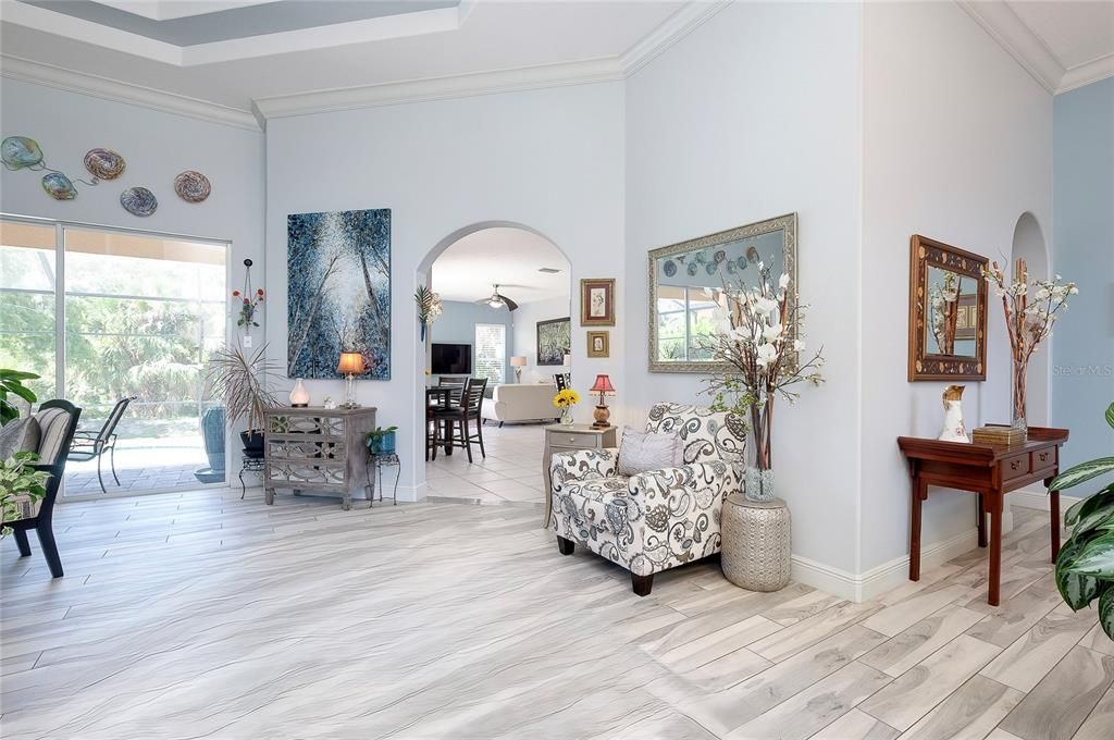 En Venta: $774,900 (4 camas, 3 baños, 2854 Pies cuadrados)