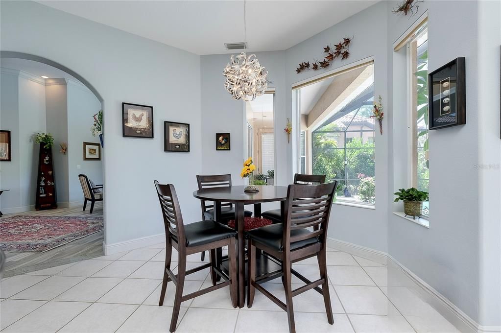 En Venta: $774,900 (4 camas, 3 baños, 2854 Pies cuadrados)