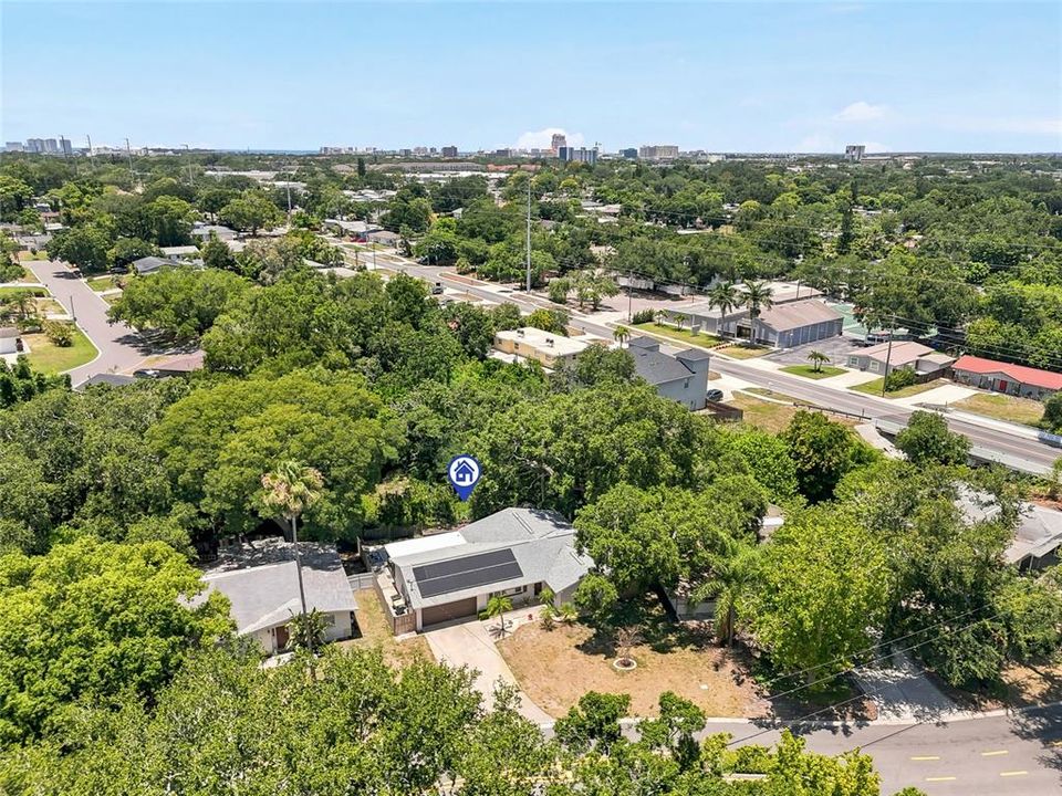 En Venta: $428,000 (3 camas, 2 baños, 1674 Pies cuadrados)