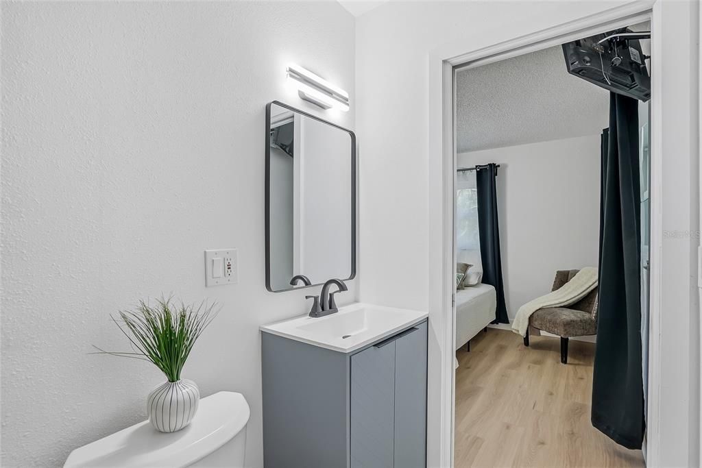 : $428,000 (3 спален, 2 ванн, 1674 Квадратных фут)
