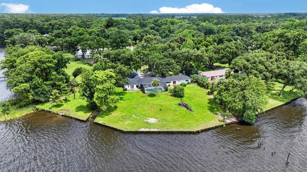 En Venta: $898,000 (4 camas, 3 baños, 2708 Pies cuadrados)