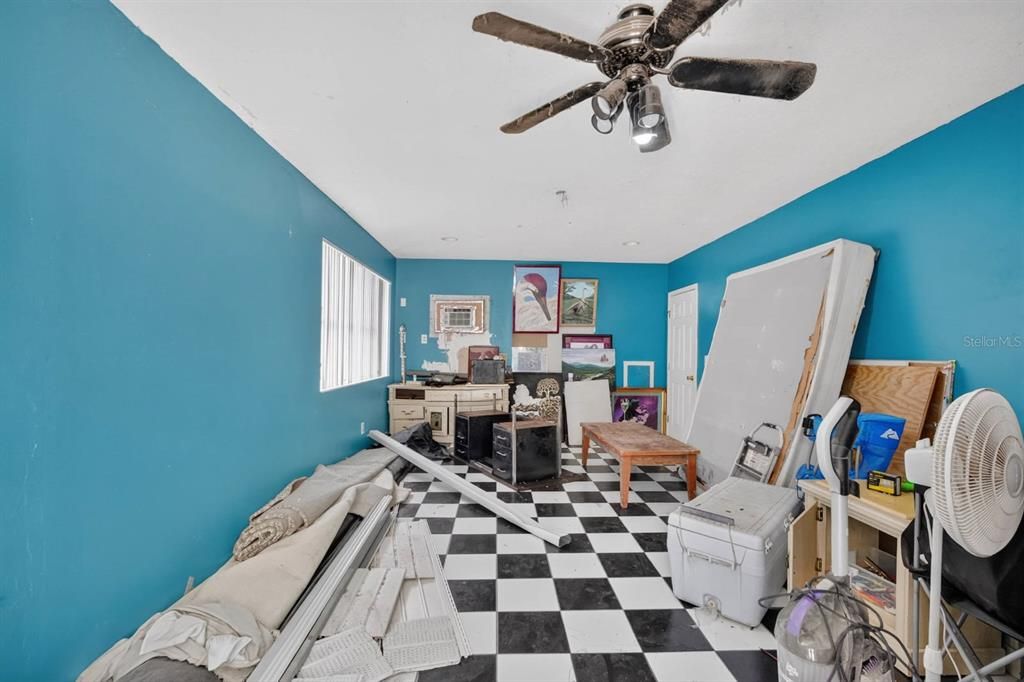 En Venta: $898,000 (4 camas, 3 baños, 2708 Pies cuadrados)