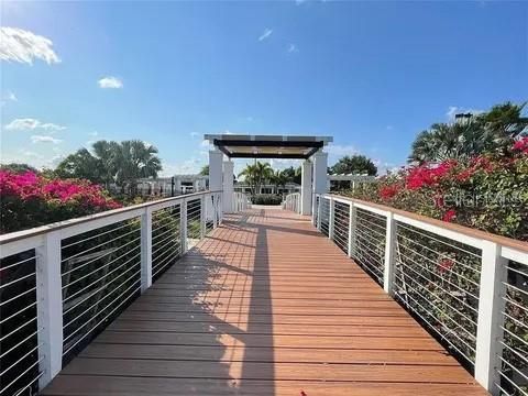 For Rent: $3,000 (4 beds, 2 baths, 1773 Square Feet)