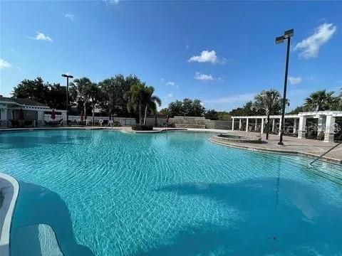 For Rent: $3,000 (4 beds, 2 baths, 1773 Square Feet)
