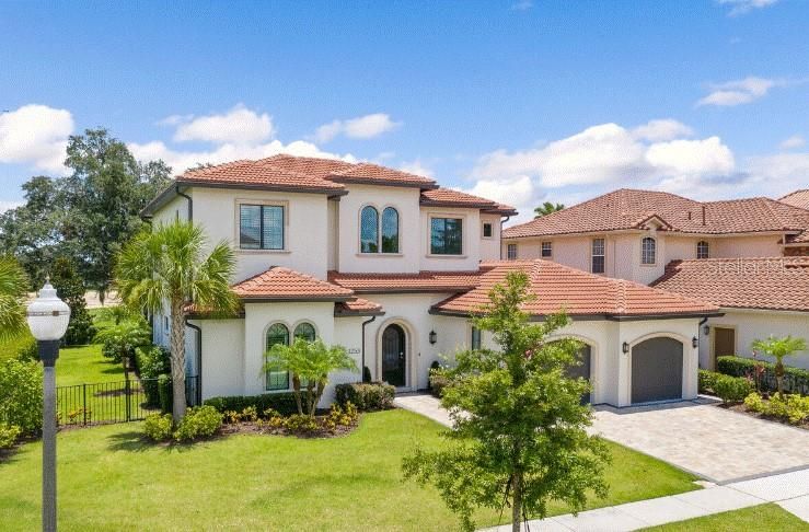 На продажу: $1,975,000 (5 спален, 4 ванн, 3914 Квадратных фут)