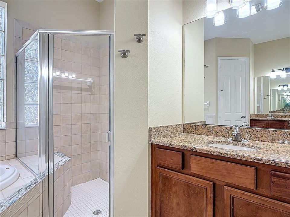 For Sale: $675,000 (3 beds, 2 baths, 2955 Square Feet)