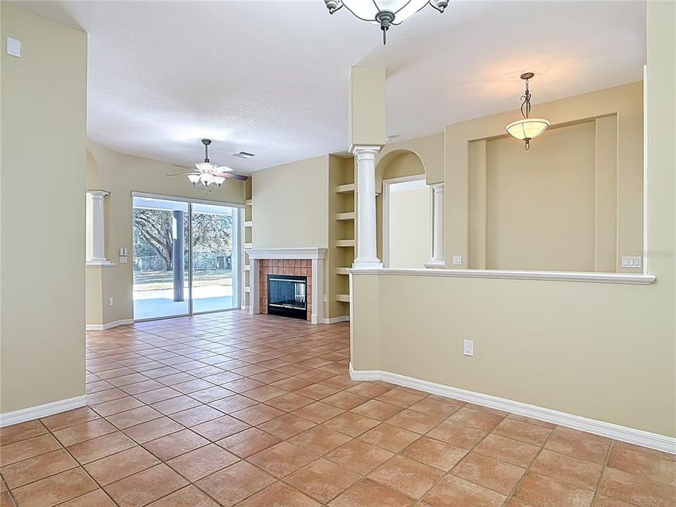 For Sale: $675,000 (3 beds, 2 baths, 2955 Square Feet)