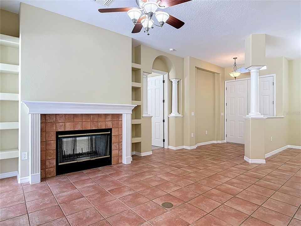 For Sale: $675,000 (3 beds, 2 baths, 2955 Square Feet)