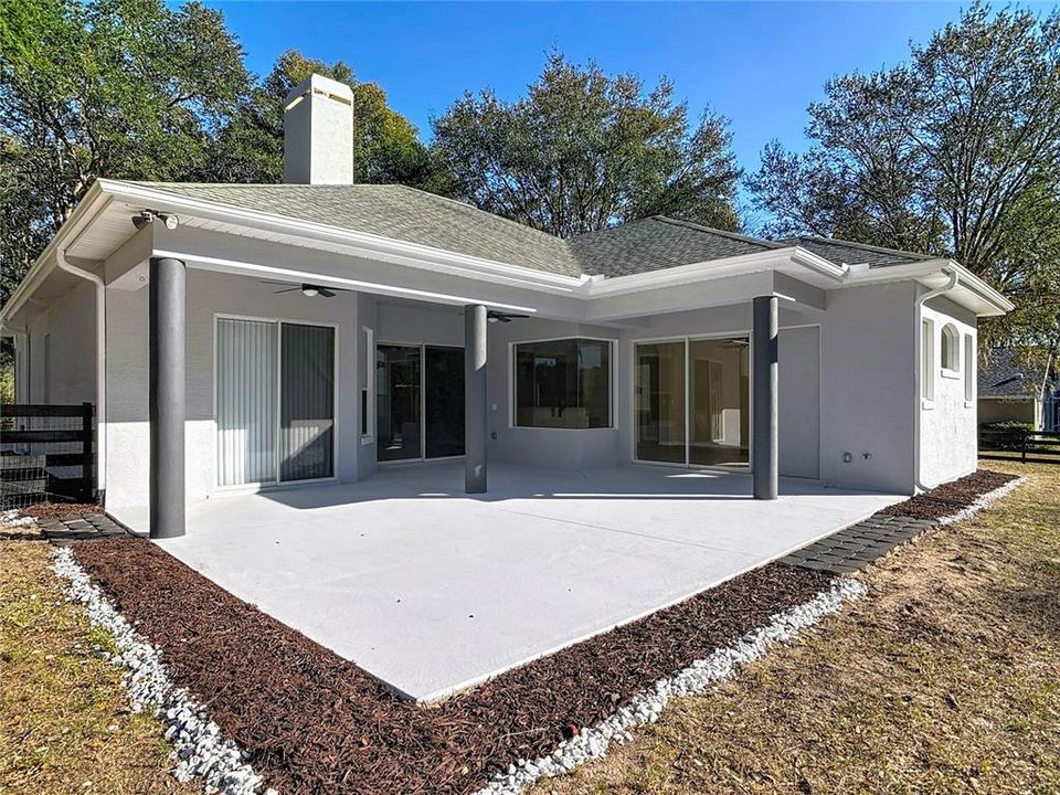 For Sale: $675,000 (3 beds, 2 baths, 2955 Square Feet)