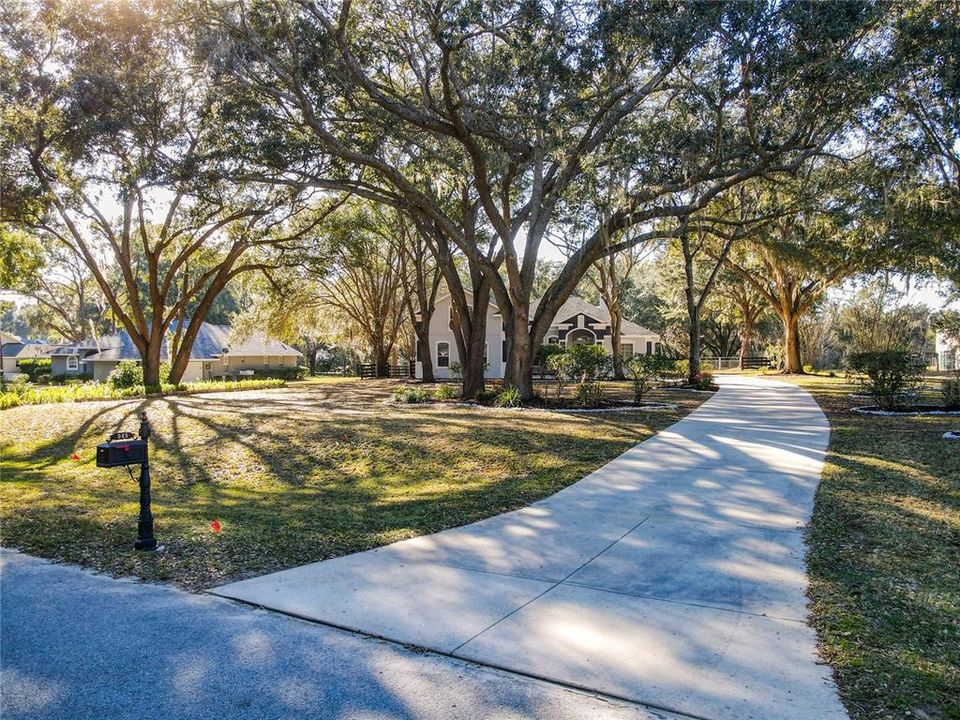 For Sale: $675,000 (3 beds, 2 baths, 2955 Square Feet)
