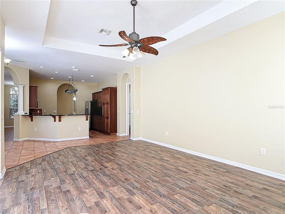 For Sale: $675,000 (3 beds, 2 baths, 2955 Square Feet)