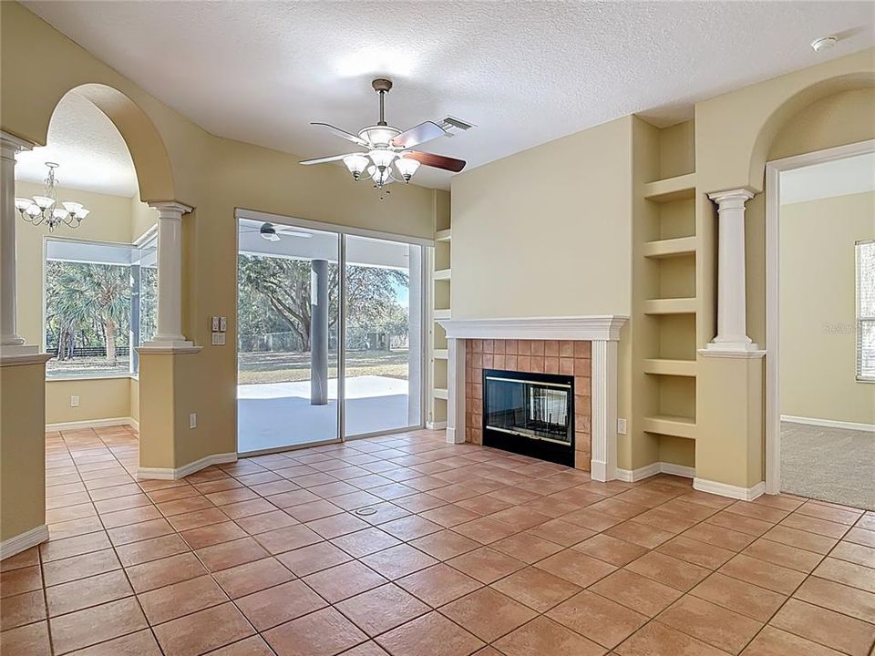 For Sale: $675,000 (3 beds, 2 baths, 2955 Square Feet)