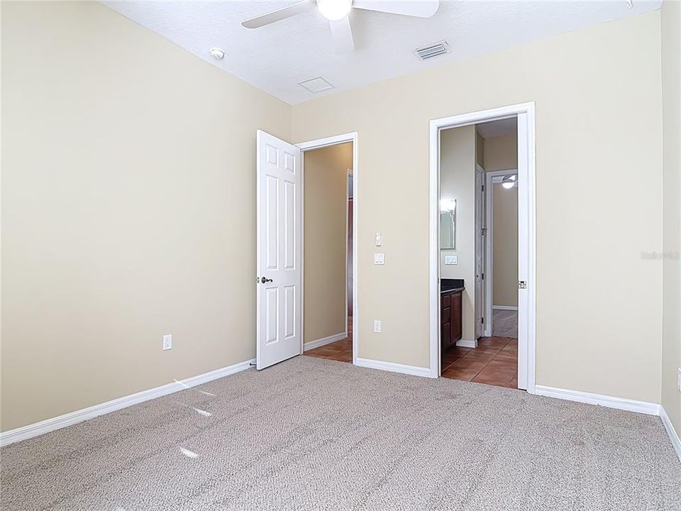 For Sale: $675,000 (3 beds, 2 baths, 2955 Square Feet)