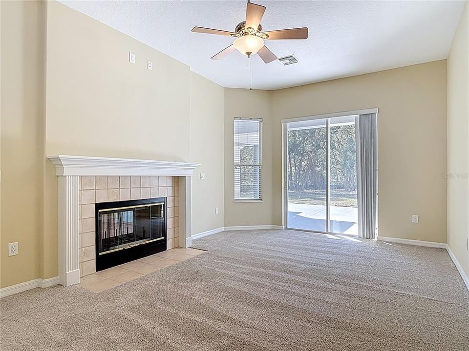 For Sale: $675,000 (3 beds, 2 baths, 2955 Square Feet)