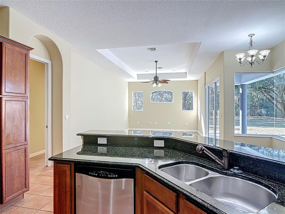 For Sale: $675,000 (3 beds, 2 baths, 2955 Square Feet)
