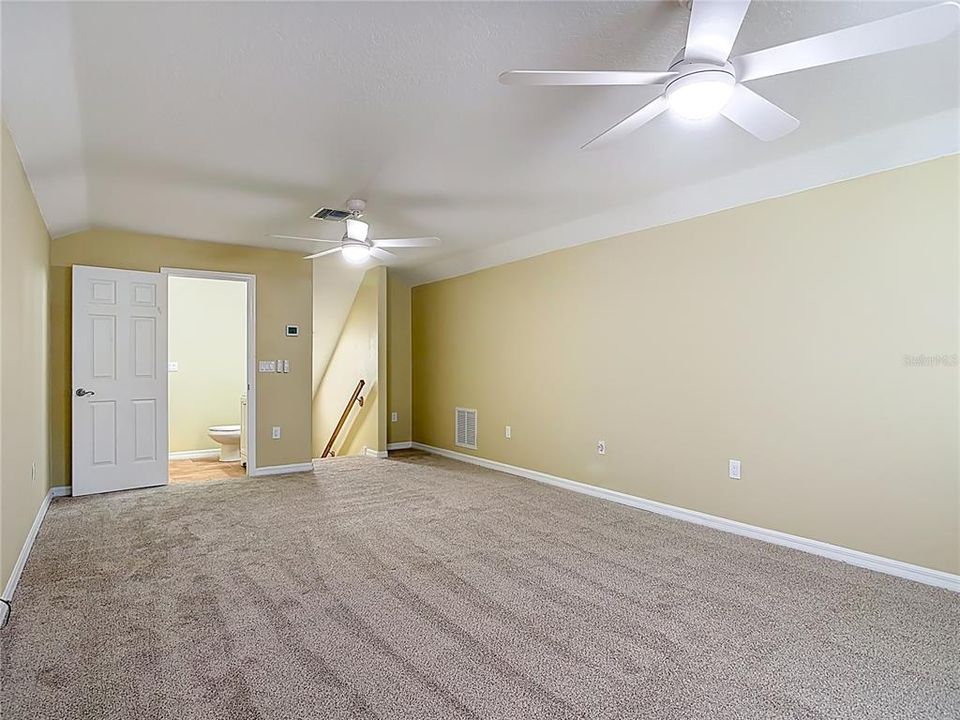 For Sale: $675,000 (3 beds, 2 baths, 2955 Square Feet)