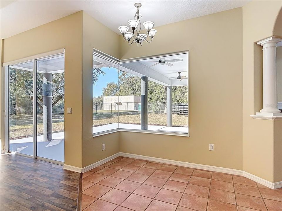 For Sale: $675,000 (3 beds, 2 baths, 2955 Square Feet)