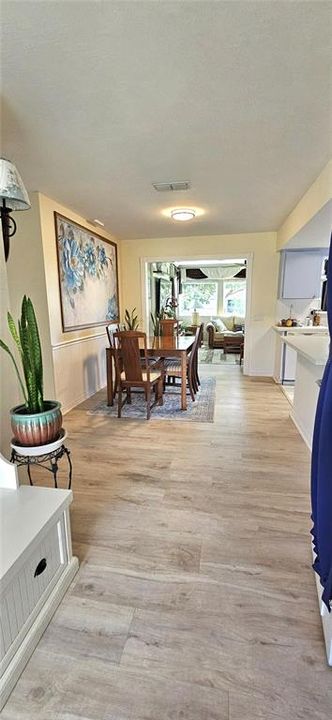 For Sale: $169,500 (3 beds, 2 baths, 1060 Square Feet)