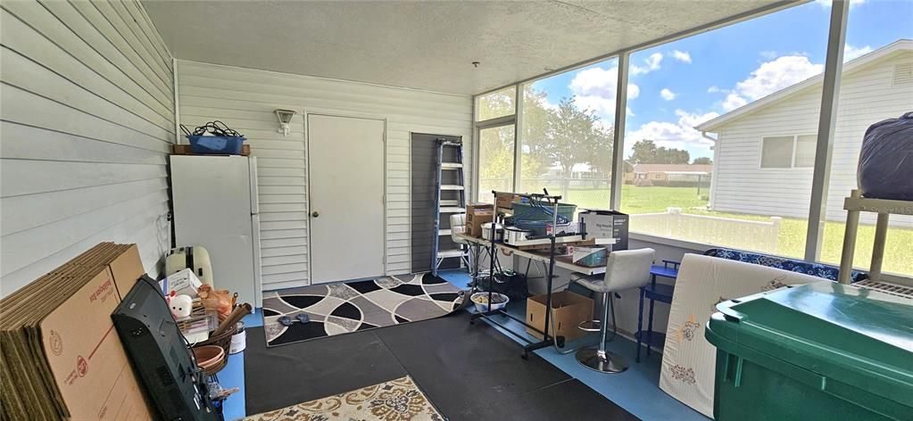 For Sale: $169,500 (3 beds, 2 baths, 1060 Square Feet)