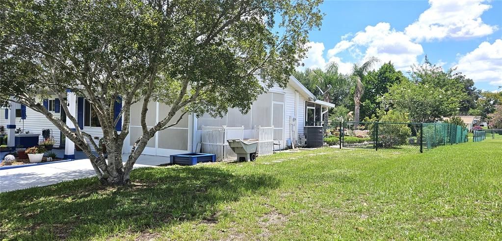 For Sale: $169,500 (3 beds, 2 baths, 1060 Square Feet)