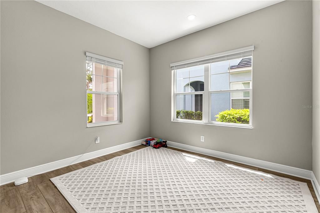 For Sale: $420,000 (2 beds, 2 baths, 1527 Square Feet)
