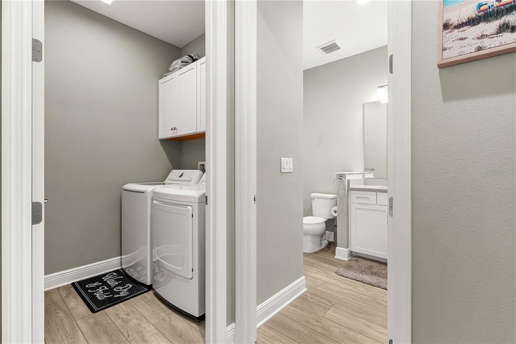 For Sale: $420,000 (2 beds, 2 baths, 1527 Square Feet)