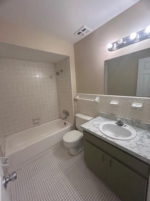 For Rent: $1,950 (3 beds, 2 baths, 1508 Square Feet)