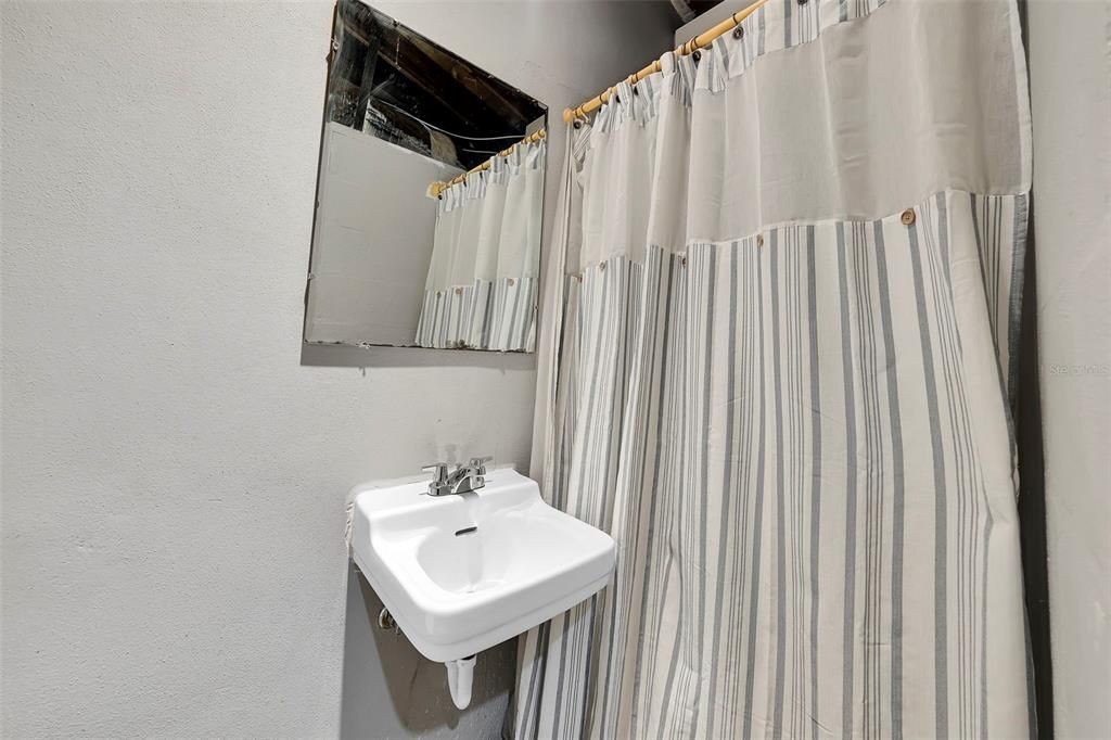 В аренду: $3,450 (3 спален, 3 ванн, 1733 Квадратных фут)