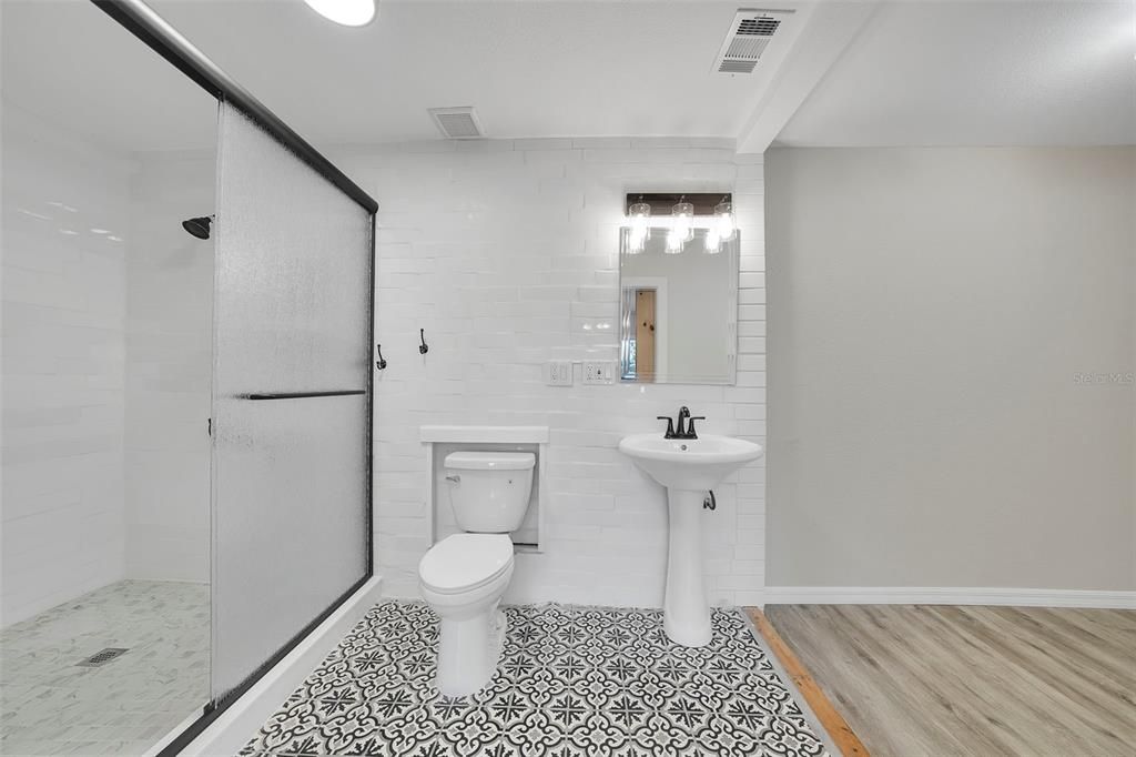 В аренду: $3,450 (3 спален, 3 ванн, 1733 Квадратных фут)