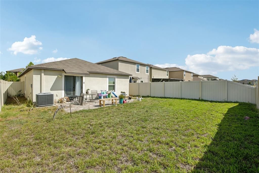 En Venta: $299,000 (3 camas, 2 baños, 1451 Pies cuadrados)