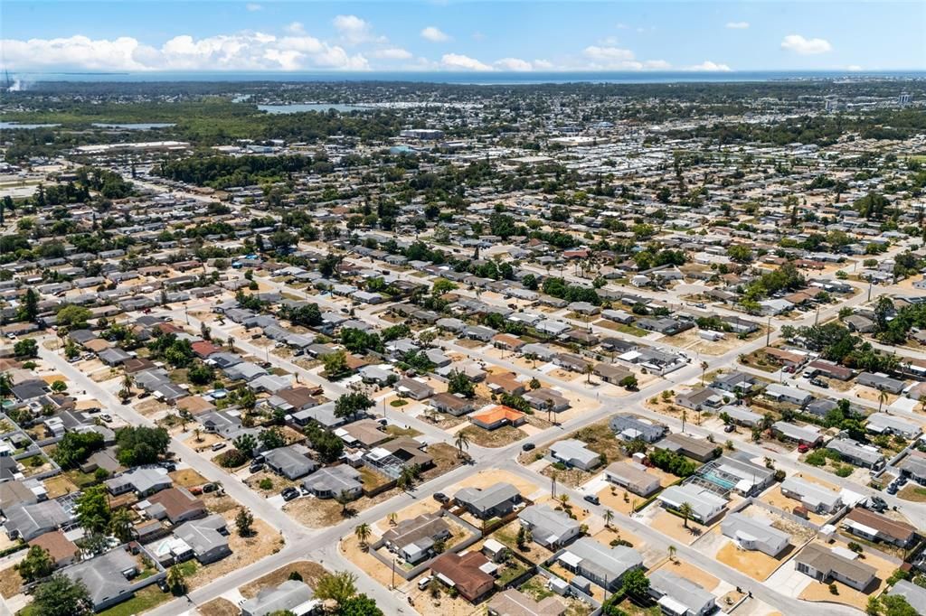 На продажу: $380,000 (4 спален, 3 ванн, 0 Квадратных фут)