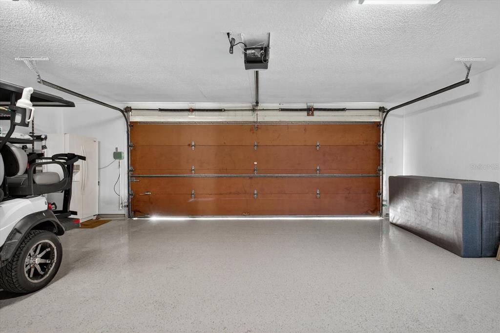 For Rent: $3,200 (3 beds, 2 baths, 2000 Square Feet)