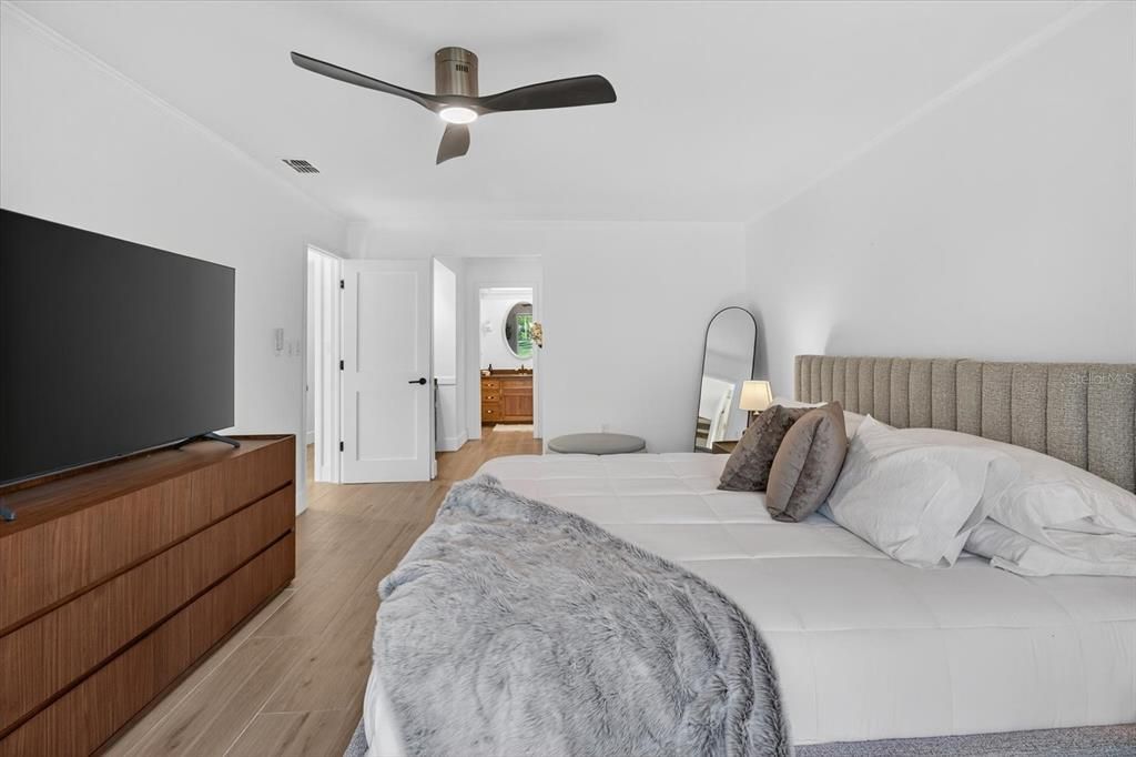 For Rent: $3,200 (3 beds, 2 baths, 2000 Square Feet)