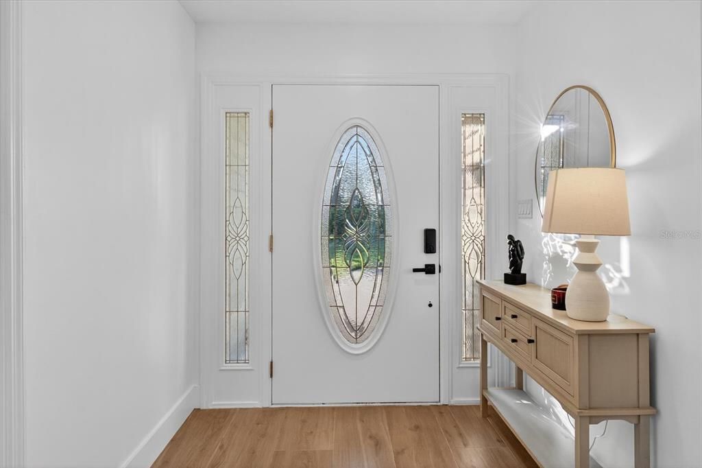 For Rent: $3,200 (3 beds, 2 baths, 2000 Square Feet)