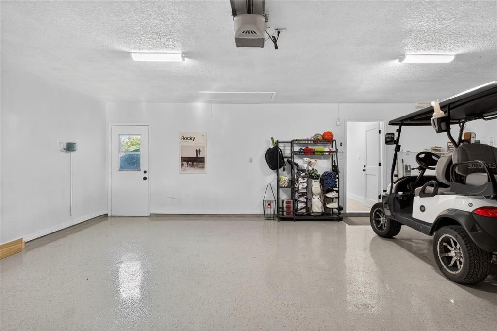 For Rent: $3,200 (3 beds, 2 baths, 2000 Square Feet)