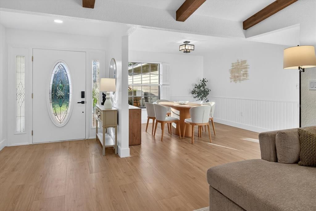 For Rent: $3,200 (3 beds, 2 baths, 2000 Square Feet)