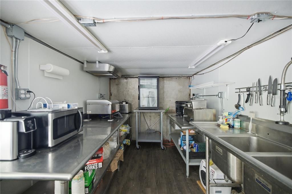 For Sale: $690,000 (0 beds, 0 baths, 7216 Square Feet)