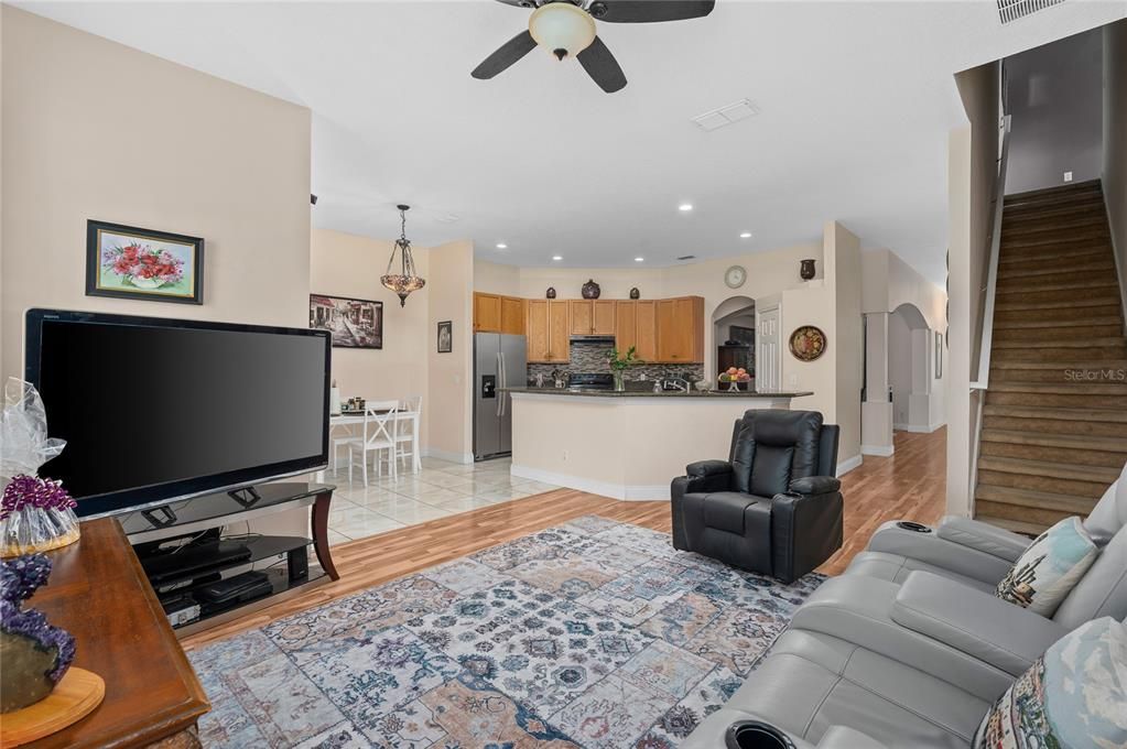 For Sale: $475,000 (4 beds, 2 baths, 2325 Square Feet)