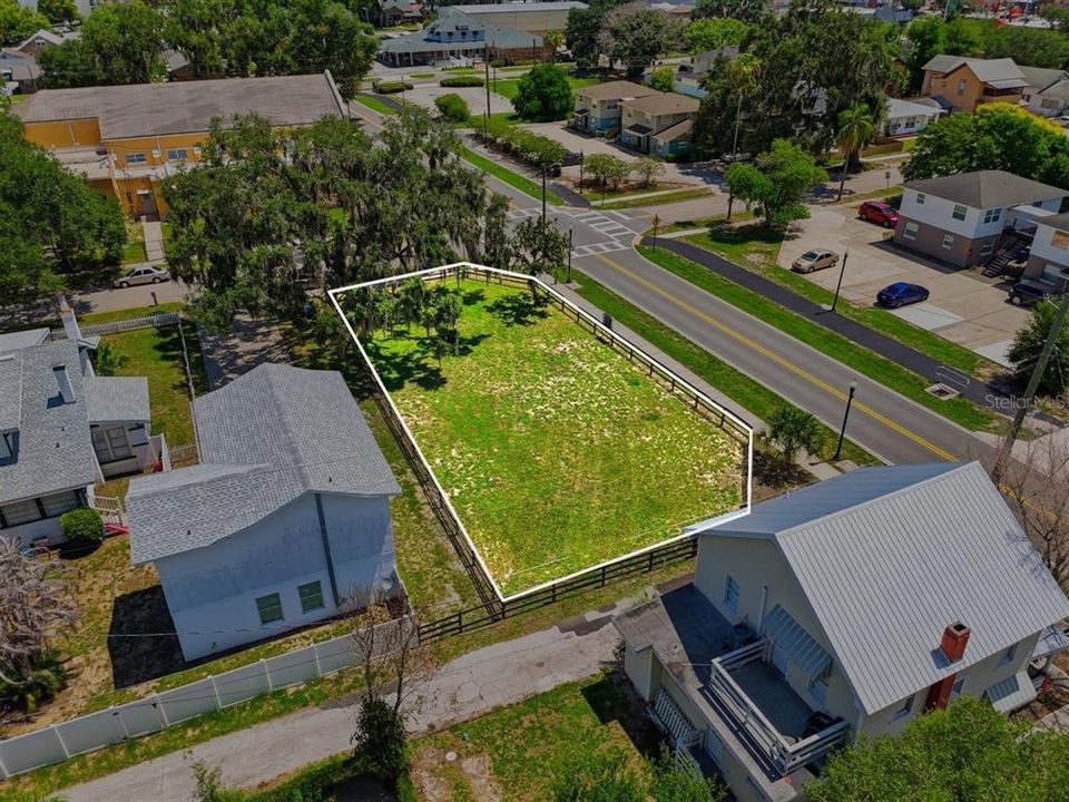 На продажу: $179,000 (0.20 acres)